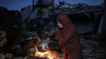 ظلام غزة.. سكان القطاع يعانون أوضاعاً مأساوية في رمضان